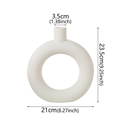 Minimalist Circular Vase – White or Black